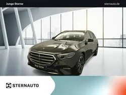 Metalliclack obsidianschwarz Gebraucht 2024 Mercedes E300 Premium Limousine | 56.525 € (Superpreis)