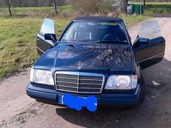 Blau Gebraucht 1996 Mercedes E200 Cabrio | 14.500 € (Fairer Preis)