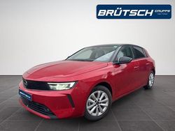 Peperoncino red metallic Gebraucht 2024 Opel Astra Elegance Limousine | 24.980 € (Fairer Preis)