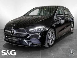 Metalliclack kosmosschwarz Gebraucht 2023 Mercedes B180 AMG Van / Kleinbus | 32.970 € (Teuer)
