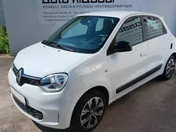 Weiß Gebraucht 2022 Renault Twingo SE Kleinwagen | 11.990 € (Fairer Preis)