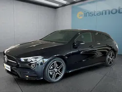 Schwarz Gebraucht 2022 Mercedes CLA200 Limousine | 32.749 € (Fairer Preis)