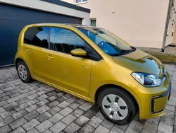 Gelb Gebraucht 2017 VW e-up! Kleinwagen | 12.999 € (Teuer)