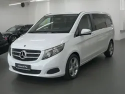 Weiß Gebraucht 2017 Mercedes V220 Edition Van / Kleinbus | 34.990 € (Guter Preis)