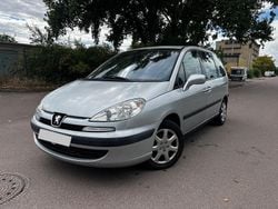 Grau Gebraucht 2004 Peugeot 807 Van / Kleinbus | 1.890 € (Fairer Preis)