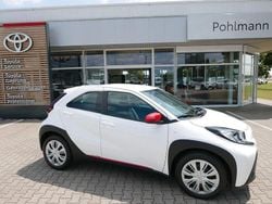 Weiß Gebraucht 2022 Toyota Aygo X-play Kleinwagen | 11.960 € (Guter Preis)