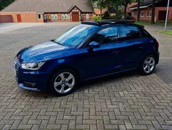 Blau Gebraucht 2015 Audi A1 Sportback Design Kleinwagen | 12.000 € (Fairer Preis)