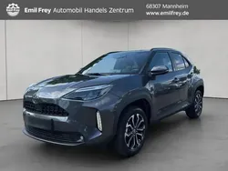 Marlingrau metallic Gebraucht 2024 Toyota Yaris Team | 27.990 € (Teuer)