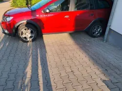 Rot Gebraucht 2019 Dacia Logan MCV Stepway Kombi | 8.100 € (Fairer Preis)