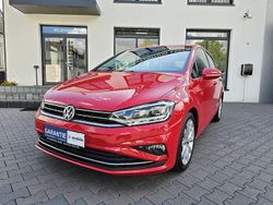 Rot Gebraucht 2018 VW Golf Sportsvan Highline Van / Kleinbus | 16.990 € (Fairer Preis)