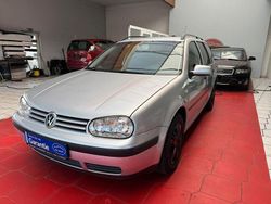 Silber Gebraucht 2006 VW Golf V Kombi | 3.990 € (Etwas zu teuer)