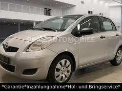 Silber Gebraucht 2010 Toyota Yaris Cool Limousine | 4.900 € (Fairer Preis)