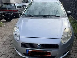 Silber Gebraucht 2006 Fiat Grande Punto Kleinwagen | 800 €