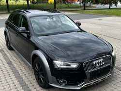 Schwarz Gebraucht 2013 Audi A4 Allroad Sport Kombi | 15.500 € (Etwas zu teuer)