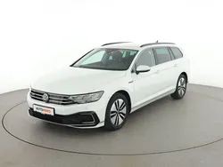 Weiß Gebraucht 2021 VW Passat GTE Kombi | 21.510 € (Guter Preis)