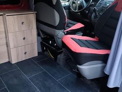 Rot Gebraucht 2007 VW T5 Van | 12.750 €