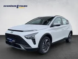 Atlas white Gebraucht 2024 Hyundai Bayon Trend SUV | 18.990 € (Guter Preis)