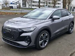 Grau Gebraucht 2022 Audi Q4 Sportback e-tron S-Line SUV | 28.300 € (Guter Preis)
