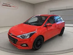 Rot Gebraucht 2019 Hyundai i20 Select Limousine | 12.800 € (Fairer Preis)