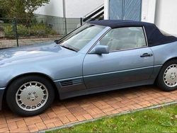 Blau Gebraucht 1989 Mercedes SL300 Cabrio | 14.900 €