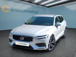 Weiß Gebraucht 2024 Volvo V60 Core Kombi | 34.549 € (Guter Preis)