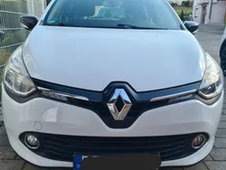 Weiß Gebraucht 2014 Renault Clio IV Kleinwagen | 6.150 € (Teuer)