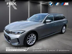 Skyscraper grau metallic Gebraucht 2024 BMW 320 M Sport Kombi | 39.749 € (Fairer Preis)