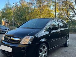 Schwarz Gebraucht 2006 Opel Meriva OPC Van / Kleinbus | 4.300 € (Fairer Preis)