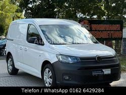 Weiß Gebraucht 2021 VW Caddy Basis Van / Kleinbus | 14.990 € (Superpreis)