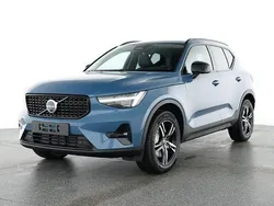 Blau Gebraucht 2025 Volvo XC40 Plus SUV | 40.449 € (Fairer Preis)