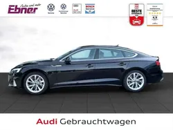 Mythosschwarz metallic Gebraucht 2023 Audi A5 Sportback Sport Limousine | 37.880 € (Guter Preis)