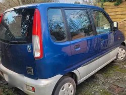 Blau Gebraucht 2004 Daihatsu Move Kleinwagen | 1.650 €