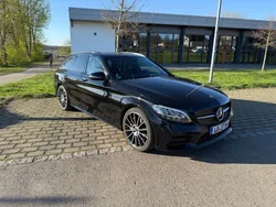 Schwarz Gebraucht 2018 Mercedes C300 AMG Kombi | 26.500 € (Fairer Preis)