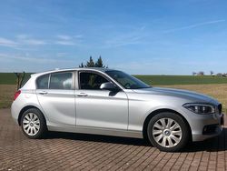 Silber Gebraucht 2018 BMW 116 Advantage Kleinwagen | 11.700 € (Fairer Preis)