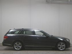 Obsidianschwarz metalliclack Gebraucht 2015 Mercedes E300 Avantgarde Kombi | 8.850 € (Superpreis)