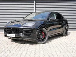 Schwarz Neu 2025 Porsche Cayenne GTS SUV | 153.741 €