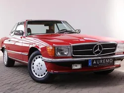 Rot Gebraucht 1986 Mercedes 560 Cabrio | 46.900 €