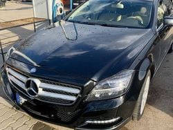 Schwarz Gebraucht 2014 Mercedes CLS350 Shooting Brake Kombi | 15.000 € (Superpreis)