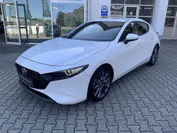 Weiß Gebraucht 2021 Mazda 3 Selection Limousine | 19.980 € (Fairer Preis)