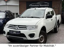 Weiß Gebraucht 2015 Mitsubishi L200 Intense Abholung | 11.999 €