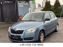 Grau Gebraucht 2009 Skoda Fabia Classic Limousine | 800 € (Superpreis)