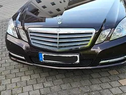 Braun Gebraucht 2011 Mercedes 250 Limousine | 10.000 €