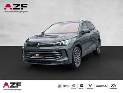 Grau Gebraucht 2024 VW Tiguan Elegance SUV | 39.890 € (Teuer)
