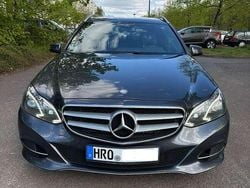 Grau Gebraucht 2015 Mercedes E250 Kombi | 13.000 € (Guter Preis)