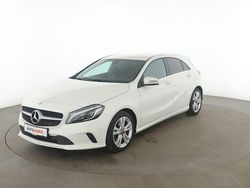 Weiß Gebraucht 2017 Mercedes A180 Urban Limousine | 15.530 € (Fairer Preis)