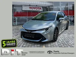 Precious silver Gebraucht 2023 Toyota Corolla Team Limousine | 23.490 € (Guter Preis)