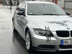 Silber Gebraucht 2005 BMW 318 Limousine | 3.500 € (Etwas zu teuer)