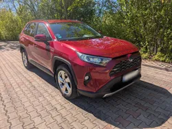 Rot Gebraucht 2019 Toyota RAV4 Hybrid Club SUV | 27.990 € (Guter Preis)