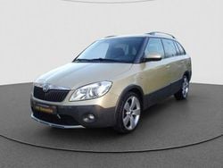 Beige Gebraucht 2010 Skoda Fabia Kombi | 7.290 € (Etwas zu teuer)