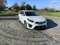 Weiß Gebraucht 2022 Kia Ceed Vision Kombi | 22.890 € (Fairer Preis)